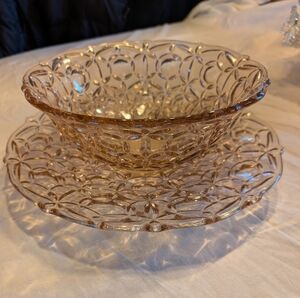 Elegant Vintage Rose Bowl and Plate Set